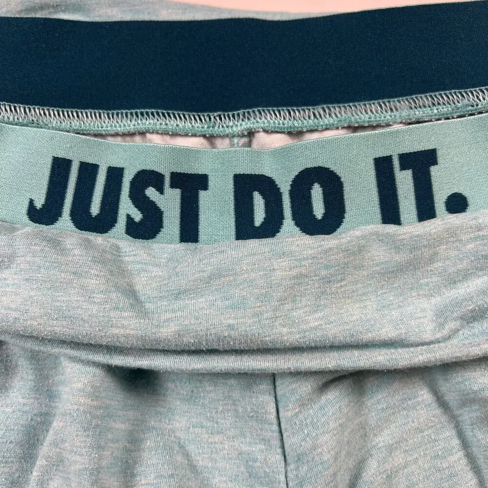 Nike good preowned